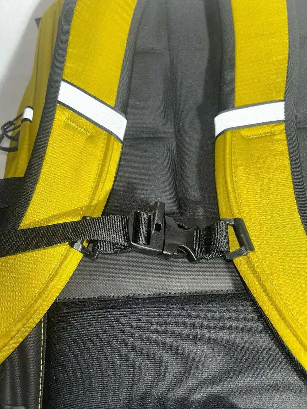 The North Face Surge 31L Laptop Backpack Yellow Black New with Tags